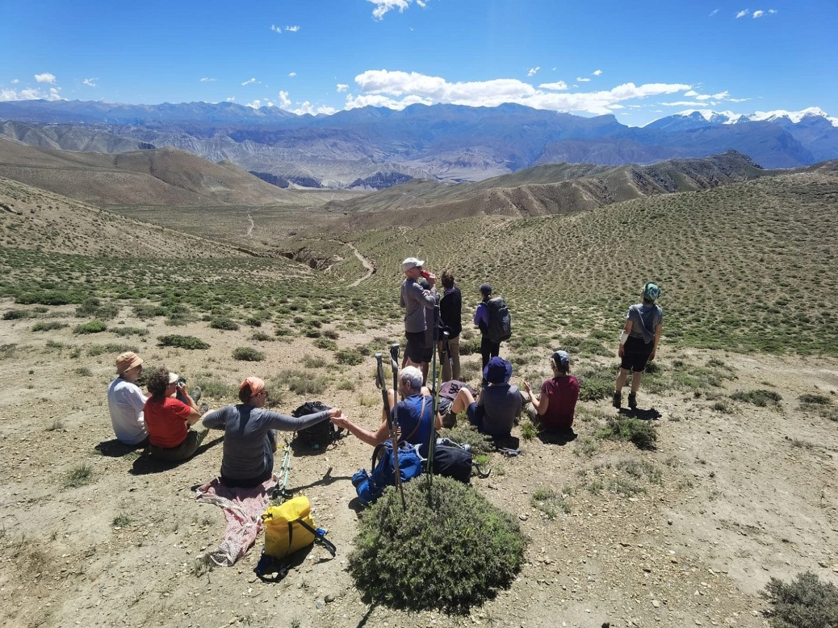 mustang  tiji festival trek