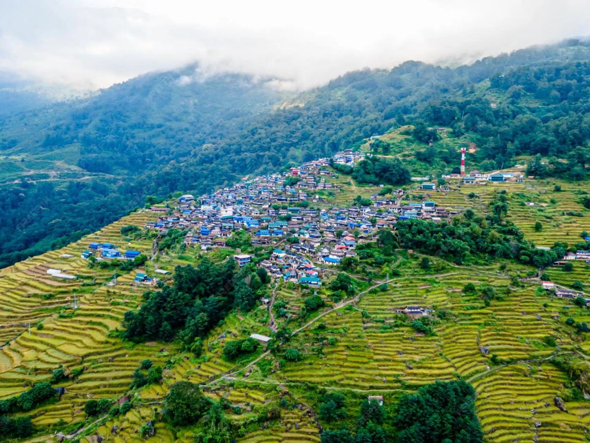 Gurung Heritage Trek