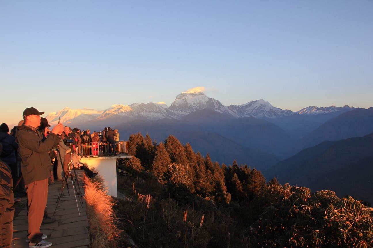 a complete guide for ghorepani poon hil trek