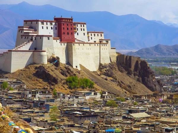  Potala Palace In Shigatse Tibet