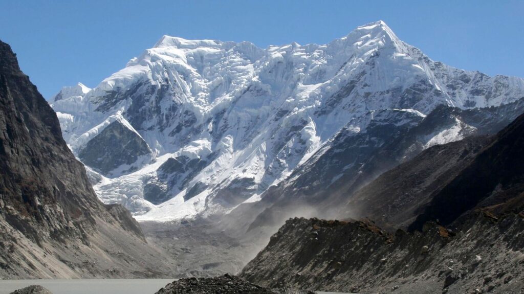 Parchamo Peak