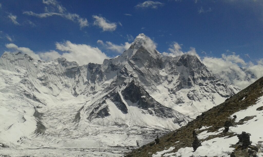 Pumori Expedition (7,145m)