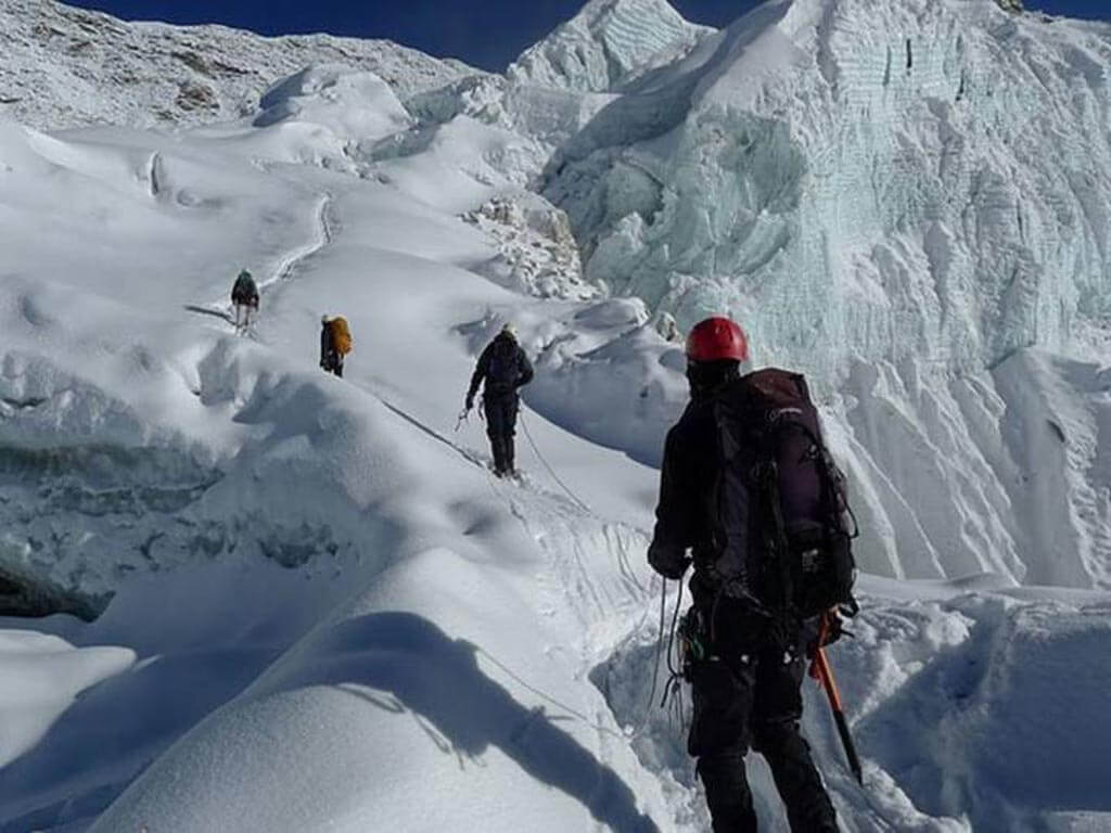 6000 Meter Peaks in Nepal